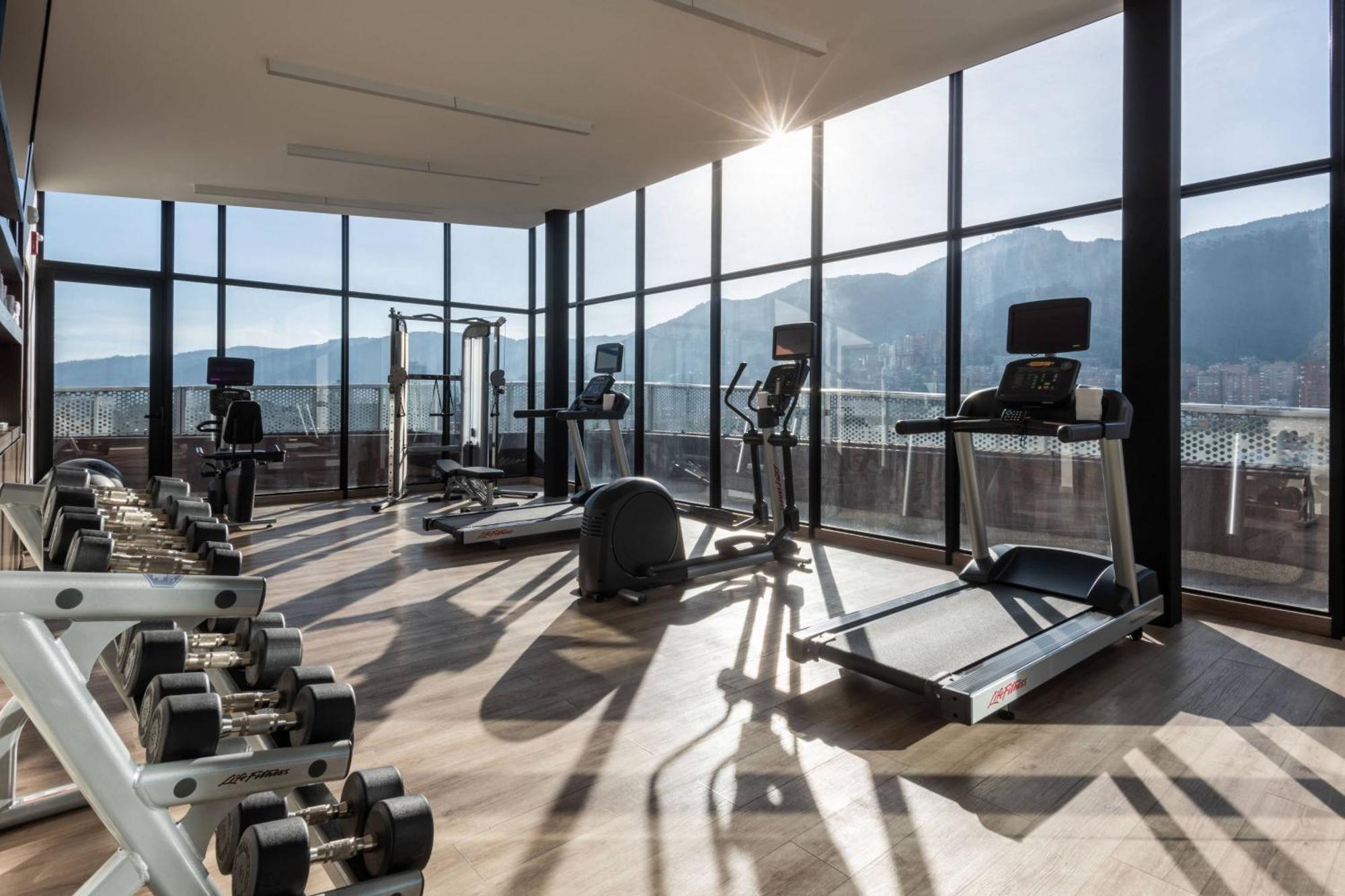 Ac Hotel By Marriott Bogota Zona T Экстерьер фото