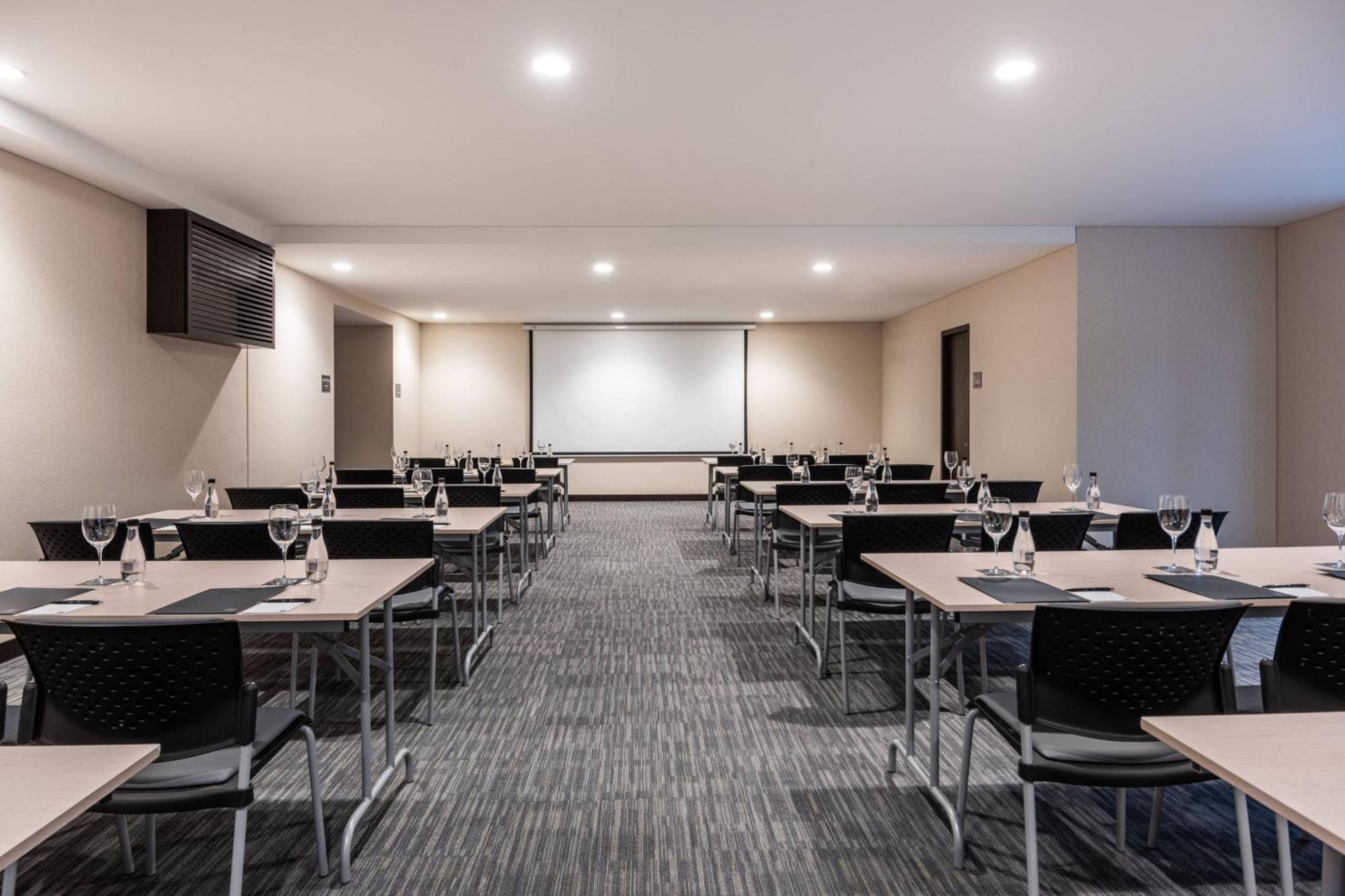 Ac Hotel By Marriott Bogota Zona T Экстерьер фото