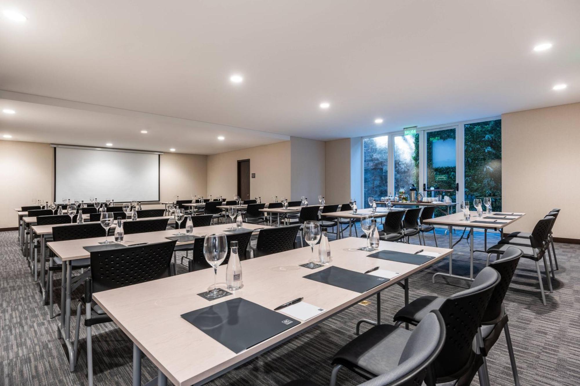 Ac Hotel By Marriott Bogota Zona T Экстерьер фото
